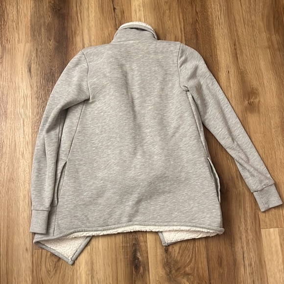 Grey Abercrombie & Fitch Sherpa Cardigan - Picture 2 of 4